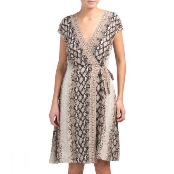 NWT Joie Snake Bethwyn C Print Wrap Midi Dress - Picture 7 of 9